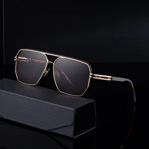 2025 Herren Pilotenbrille mit goldenem Metallrahmen, quadratisch und schwarzen Gläsern