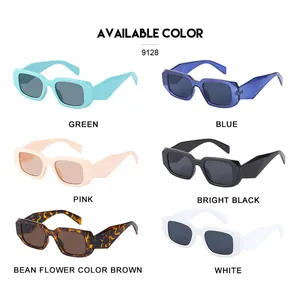 Lunettes de soleil carrées rétro en plusieurs couleurs avec branches larges et UV