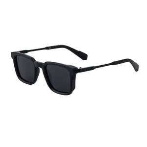 Lunettes de soleil polarisées carrées pour hommes avec monture noire mate pour extérieur