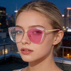 Trendy Cat Eye Photochromic Sunglasses For Women TR Metal Frame Color Changing Lenses UV400 Protection Fashion Eyewear