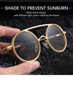 Gros plan de lunettes de soleil ovales rétro avec monture dorée et texture moletée