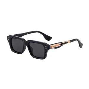 Occhiali da Sole Quadrati alla Moda da Uomo Protezione UV400 Montatura Rettangolare con Finiture in Metallo Retro
