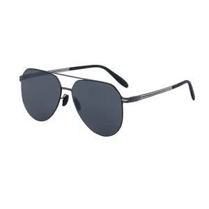 Klassische polarisierte Flieger-Sonnenbrille für Herren mit dunkelgrauen Nylon-Gläsern