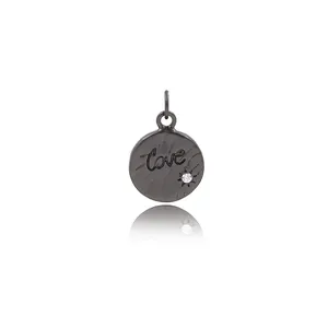 Vintage runder Love-Anhänger in Gunmetal mit Zirkonia-Sternenschliff und Aufhängung