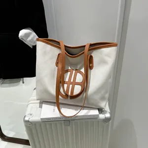 Women Large Capacity PU Leather Tote Bag Quilted Patchwork Casual Commute Shoulder Bag With Rivets And Double Handle