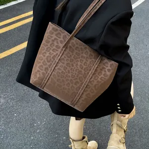 Vintage Leopard Print Tote Bag For Women Large Capacity PU Leather Shoulder Bag Casual Commuter Bag Chic Animal Print Handbag