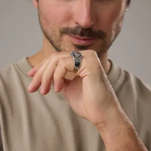 Vintage Viking Wolf Head Stainless Steel Ring For Men Retro Celtic Knot Relief Distressed Punk Rock Street Finger Ring Jewelry