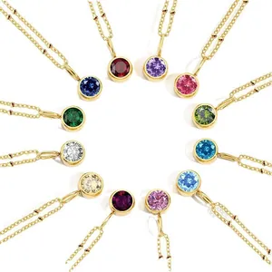 Collana con pietre natali dorata con 12 ciondoli tondi in cristallo colorato