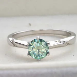1 Carat Moissanite Ring For Women 925 Sterling Silver Round Brilliant Cut 6-Prong Wedding Engagement Ring Jewelry Gift