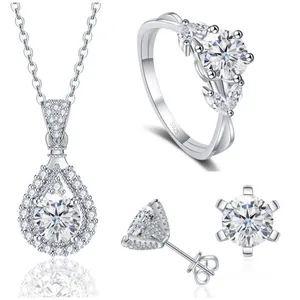 925 Sterling Silber Schmuckset mit Moissanit Anhänger Halskette Ring und Ohrringen