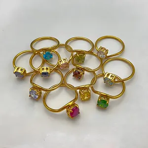 Anelli minimalisti in acciaio inossidabile placcato oro 18K con vari zirconi colorati