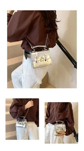 Tre viste di una mini borsa a tracolla argento con fibbia a stella indossata da una modella