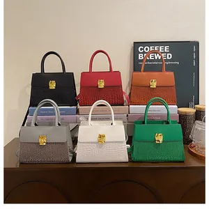 Collection de sacs à main rétro à motif crocodile en six couleurs avec boucles dorées