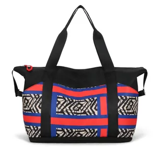 Bolso de viaje de gran capacidad con patrones geométricos y detalles de cremallera roja