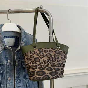 Olive green leopard print tote bag with large capacity for women's autumn style