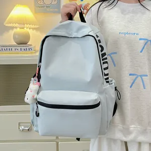 Lichtblauwe nylon rugzak met grote capaciteit en hanger voor school en reizen