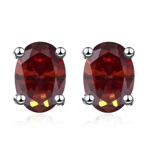Pendientes de moissanita rojo rubí ovalados en plata S925 con engaste de cuatro garras