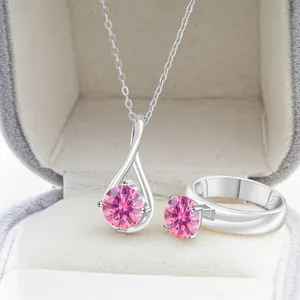 Glinsterende S925 zilveren sieradenset met roze moissanite hanger en bijpassende ring