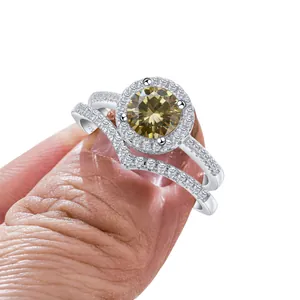 Set di anelli in argento 925 con moissanite gialla e fede a forma di V a corona