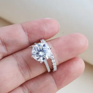 Schitterende 3-karaats moissanite ring set van 925 sterling zilver met een zes-klauw zetting