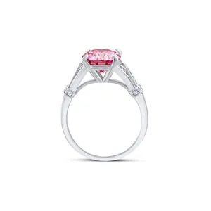Luxe 3-karaats roze moissanite ring in sterling zilveren zetting met ronde slijpvorm