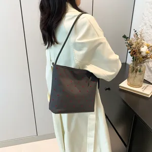 Borsa Sottobraccio Moda Donna Coreana Stampa Pois Cuore Stella Fiocco PU Tessuto Spalla Borsa Secchiello Quotidiana