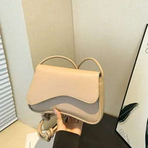 Bolso de Hombro de Cuero PU de Moda para Mujer Diseño de Solapa Ondulada Correa Anudada Bolso Cuadrado Pequeño Bolso Informal Diario