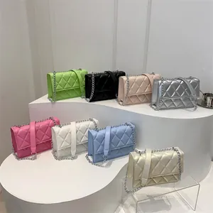 Fashion Women Quilted Crossbody Bag Classic Lingge Chain Shoulder Bag PU Leather Small Square Bag For Daily Commute Stylish