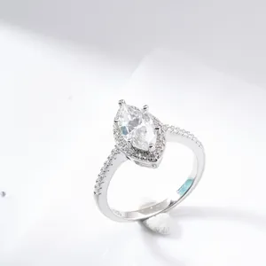 Marquise-Schliff Moissanit Ring aus 925 Sterling Silber mit Pavé-Band für Frauen