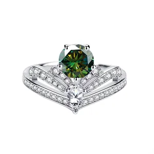 1 Karat grüner Moissanit Kronenring aus 925er Sterlingsilber mit V-förmigem Diamantband