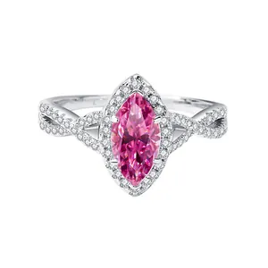 Anillo de lujo con moissanita rosa marquesa, halo y banda de plata entrelazada