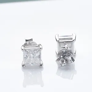 Σκουλαρίκια moissanite από ασήμι στερλίνα σε κοπή princess με δέσιμο 4 κλαδιών