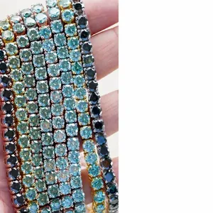 Detailansicht von 3mm Moissanit-Tennisarmbändern in mehreren Farben mit Krallenfassung