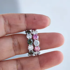 Eleganti anelli eternity in argento S925 con moissanite e gemme colorate tonde