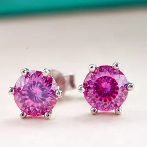 Paio di orecchini a lobo in moissanite rosa da 1 carato con montatura in argento S925