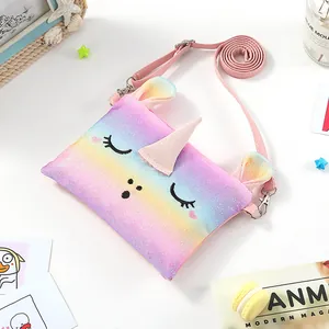 Detail of sequin unicorn crossbody bag with embroidery and adjustable pink strap