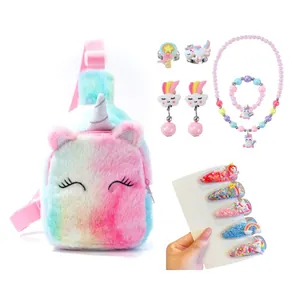 Borsa unicorno in peluche con set di gioielli arcobaleno e fermagli coordinati