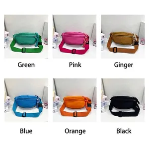 Collage bunter Kinder-Bauchtaschen aus Nylon in sechs Farben mit verstellbarem Gurtband