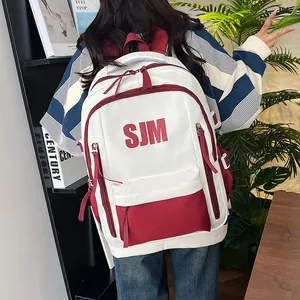 Minimalistischer weiß-roter Rucksack mit SJM-Buchstaben für Schüler, groß