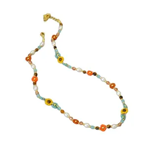 Collier de perles artistique avec charmes tournesol et perles style peinture Van Gogh