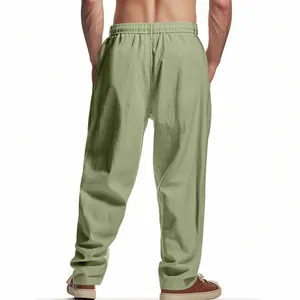 Vue arrière détaillée d'un pantalon décontracté en coton et lin vert sauge respirant.