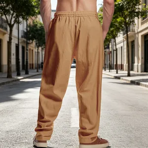 Vue arrière détaillée d'un pantalon décontracté en coton et lin respirant de couleur kaki
