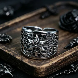 Vintage gothic men's adjustable ring with silver star and filigree carvings
