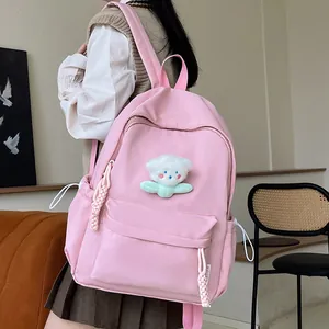 Sac à Dos en Nylon pour Femmes Style Scolaire Japonais Simple Style Forêt Couleur Unie Avec Pendentif Ours en Peluche pour Étudiants Sac d'école de Voyage Quotidien