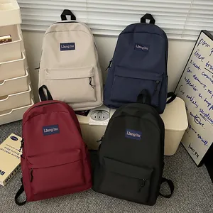 Einfarbiger Moderner Minimalistischer Rucksack Große Kapazität Nylon Schultasche Für Studenten Street Style Lässige Reise Tasche