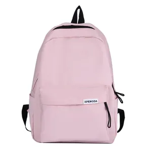 Zaino minimalista in nylon rosa con spallacci neri e grande capacità per ogni giorno