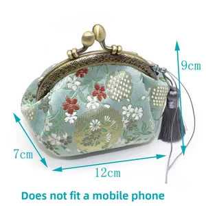 Vintage-Münzbörse aus grünem Brokat mit Blumenstickerei und Maßen, kein Platz für Handy
