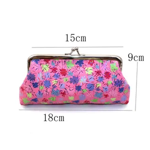 Dimensioni dettagliate della pochette vintage in pelle PU a fiori con chiusura clip