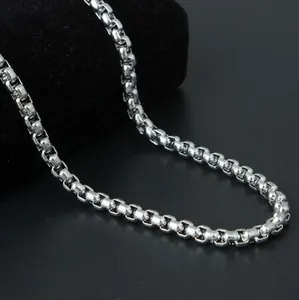 Polished silver stainless steel box chain necklace with high-gloss square links