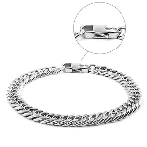 Bracelet gourmette en acier titane argenté poli avec fermoir pliant carré sécurisé